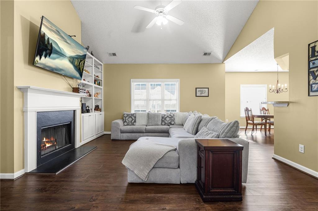 17 Liberty Xing Drive NE