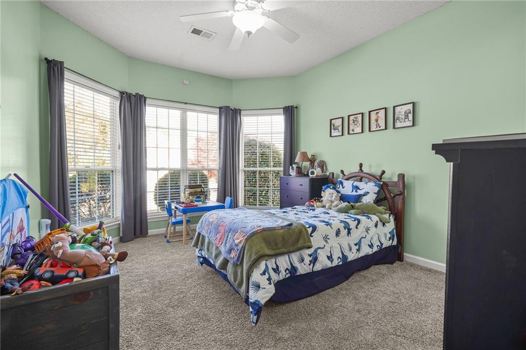 17 Liberty Xing Drive NE