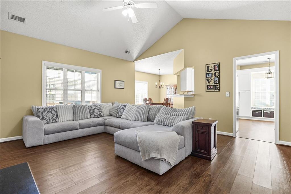 17 Liberty Xing Drive NE