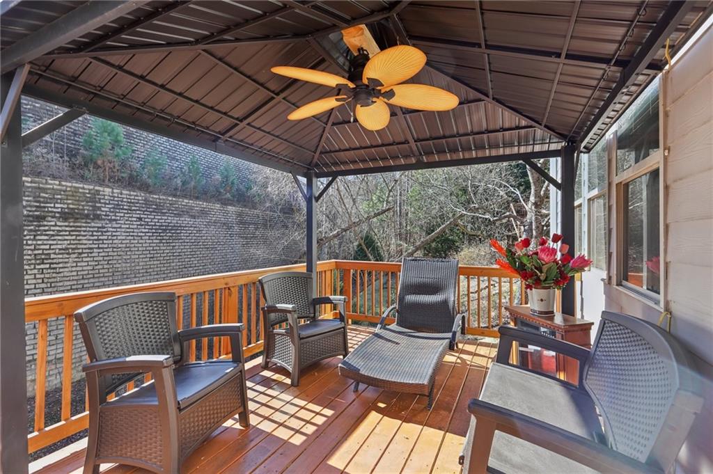 264 Creek View Place