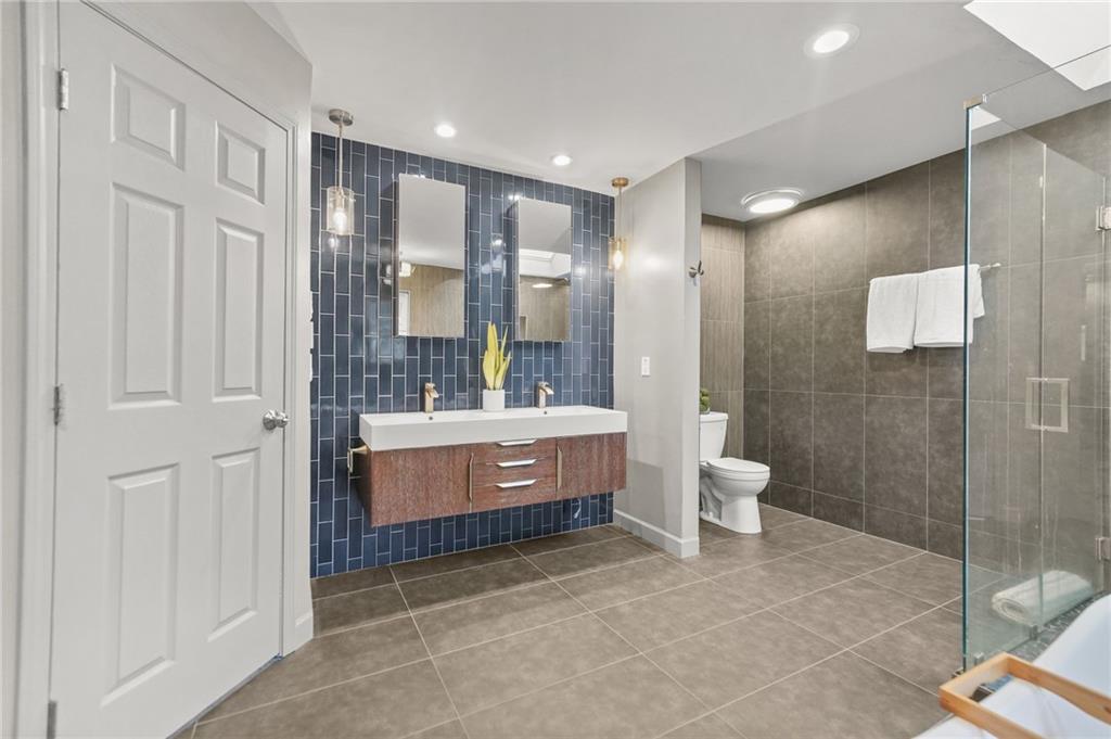 159 Castlebar Court SE