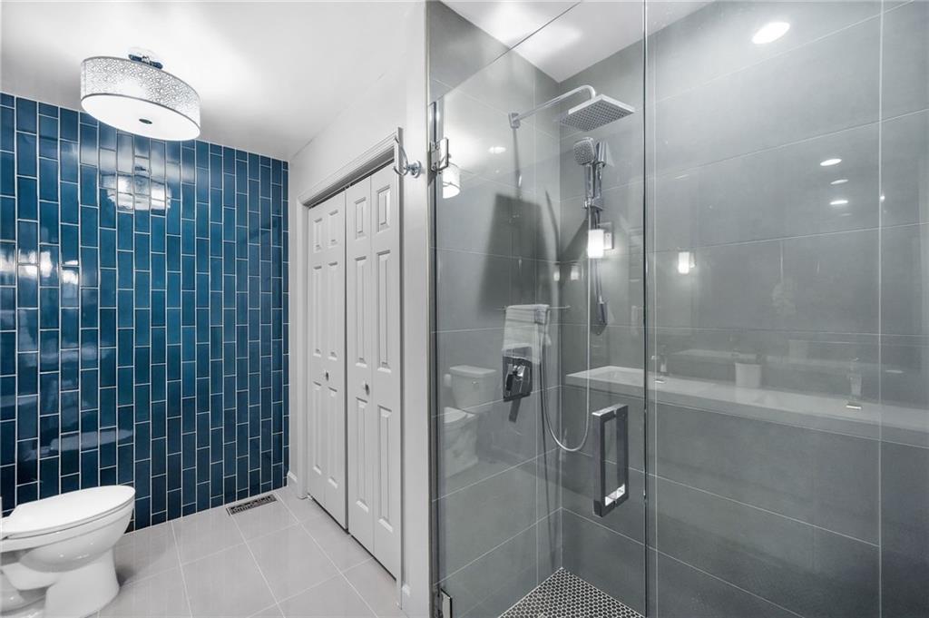 159 Castlebar Court SE