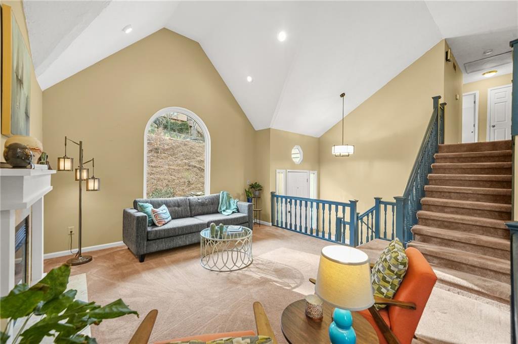 159 Castlebar Court SE