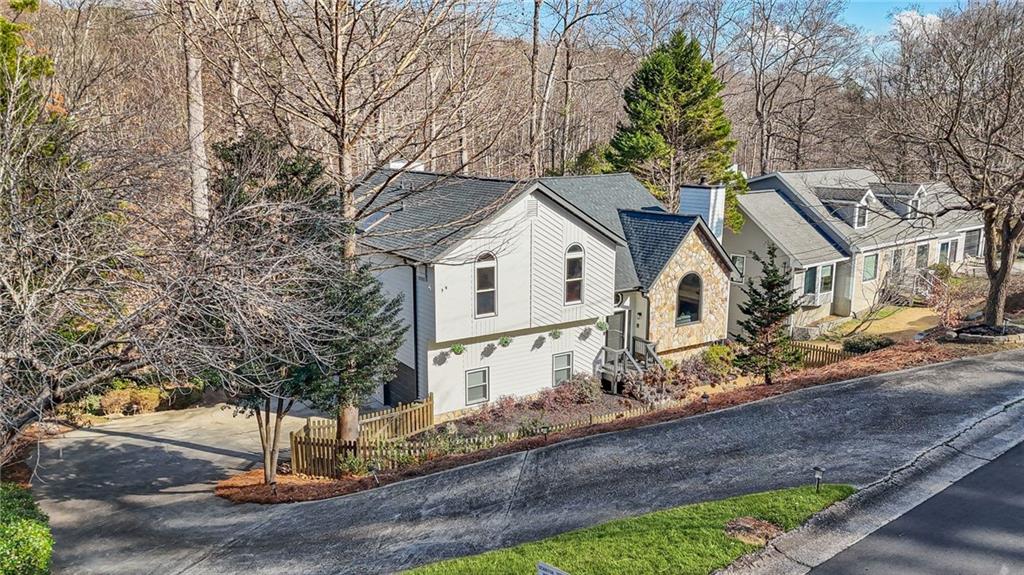 159 Castlebar Court SE