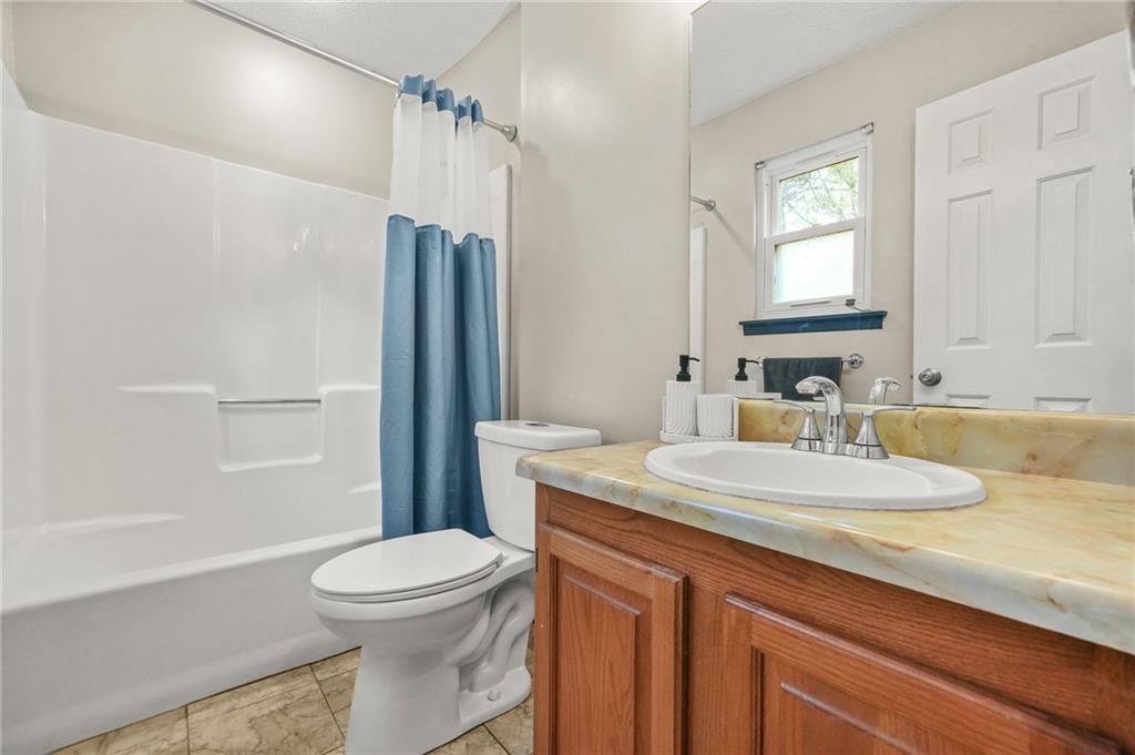 159 Castlebar Court SE