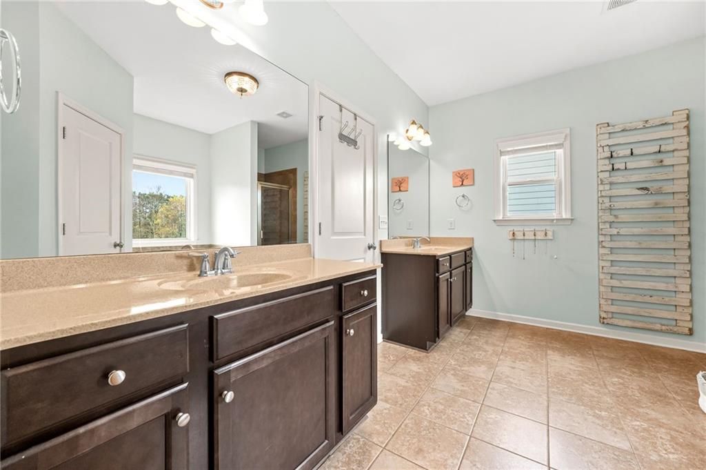 192 S Village Square