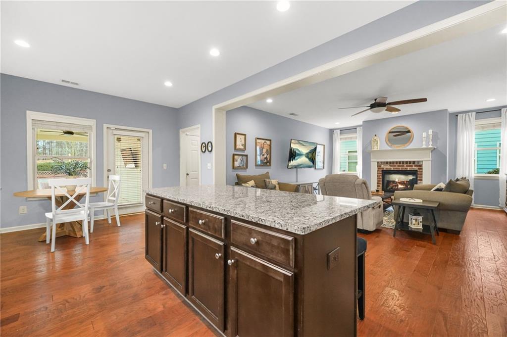 192 S Village Square