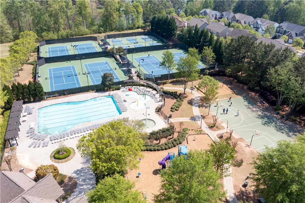 192 S Village Square