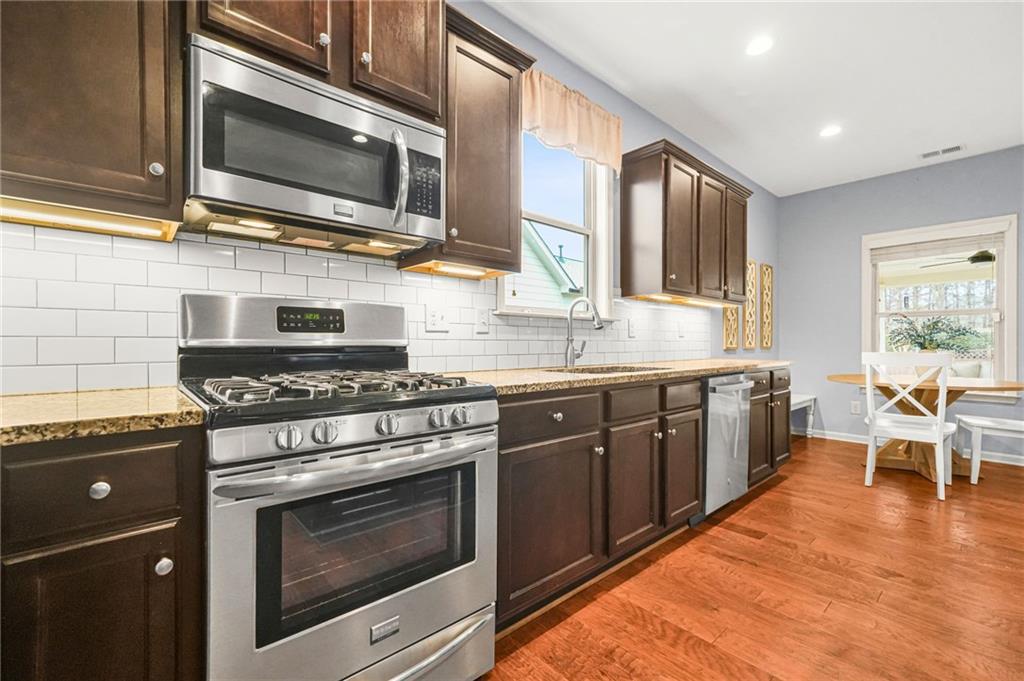 192 S Village Square