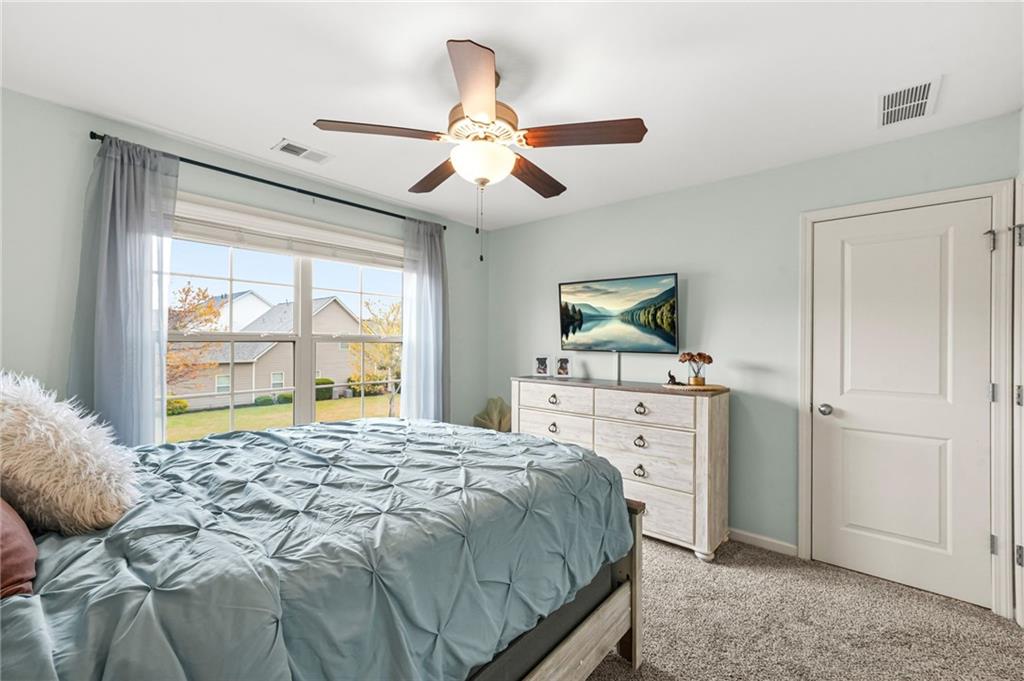 192 S Village Square