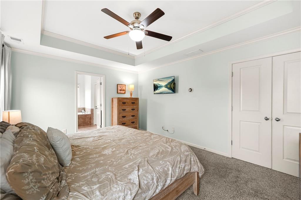 192 S Village Square