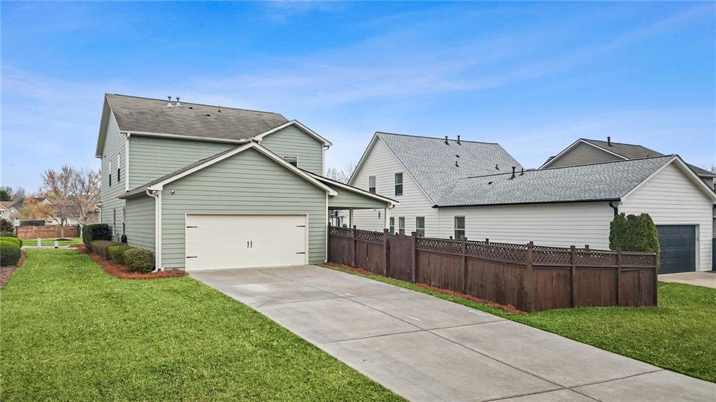 192 S Village Square