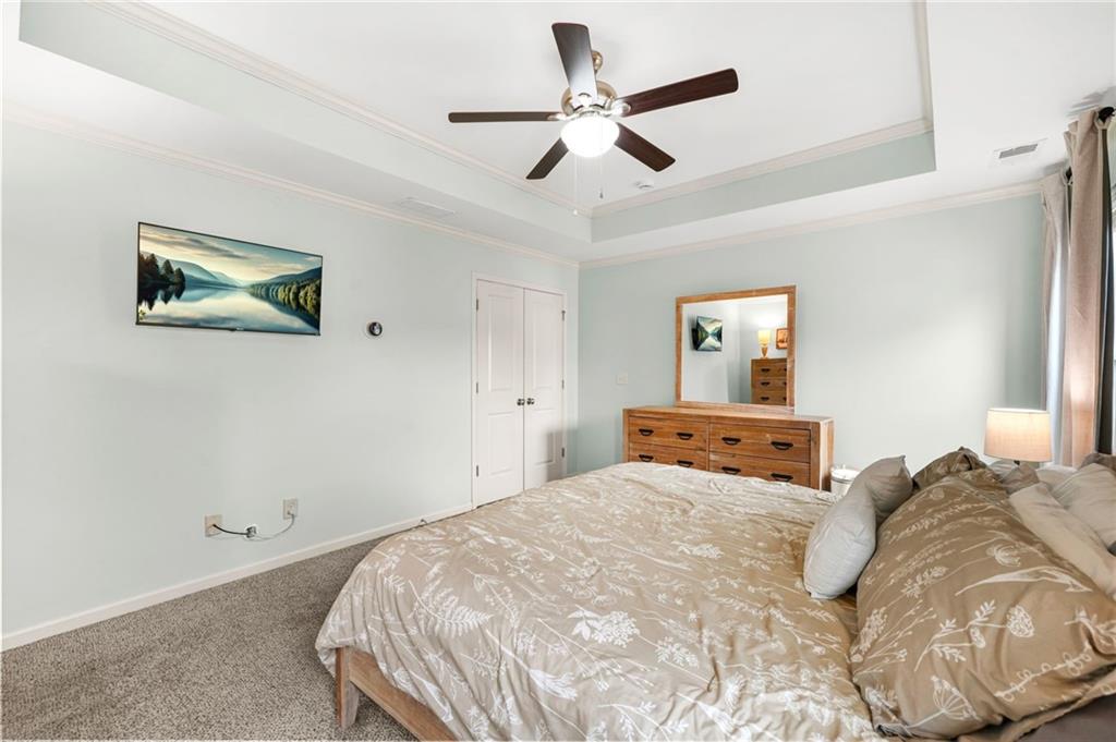 192 S Village Square