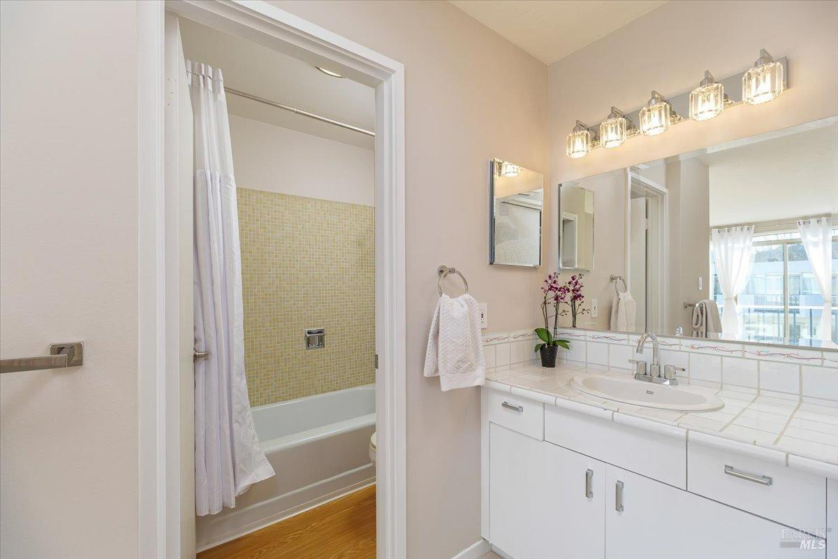 1331 Shelter Bay Ave