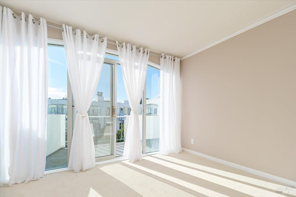 1331 Shelter Bay Ave