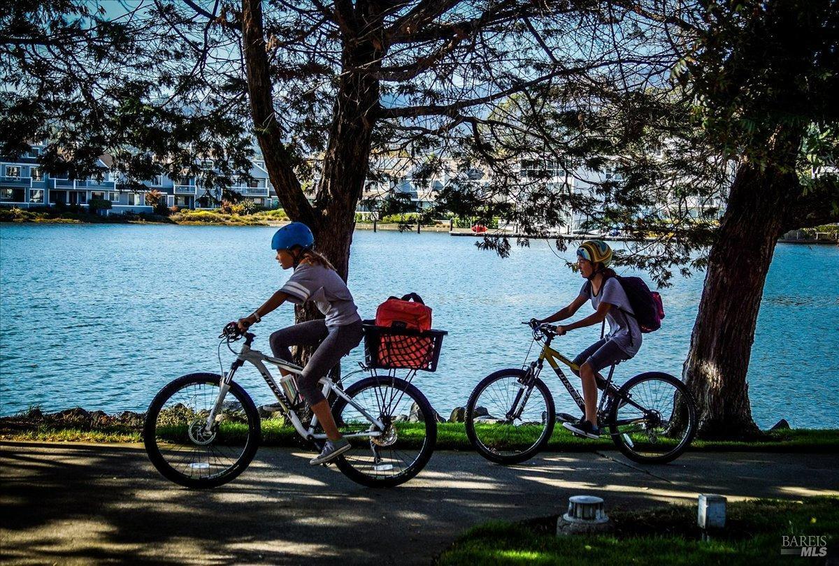 3225 Shelter Bay Ave