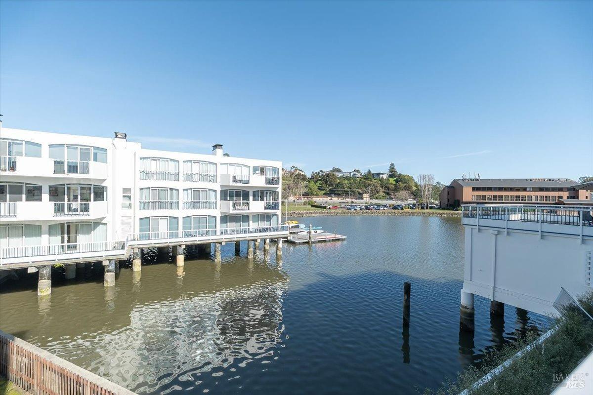 3225 Shelter Bay Ave