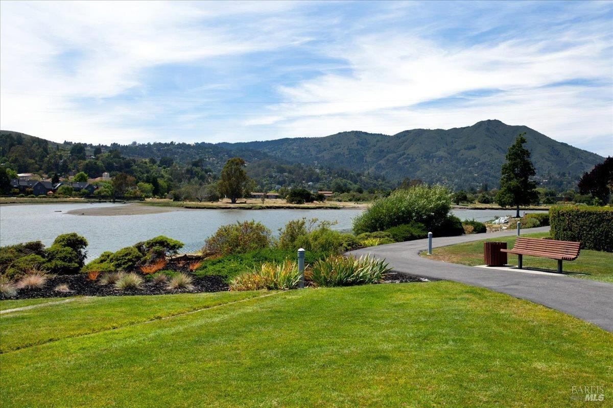 3225 Shelter Bay Ave