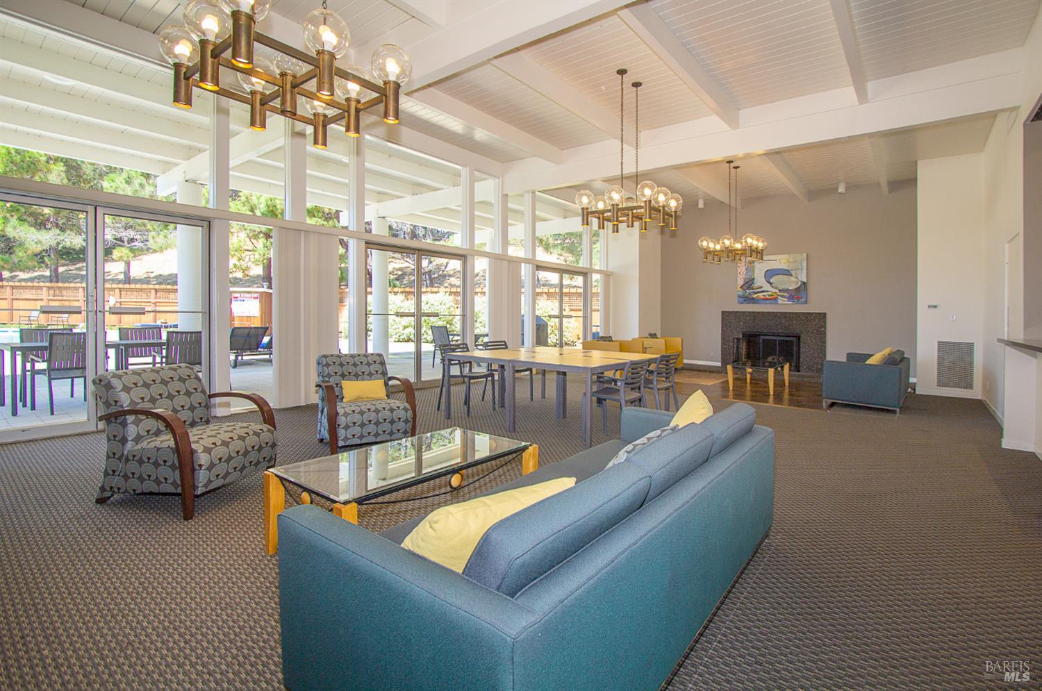 4221 Shelter Bay Ave