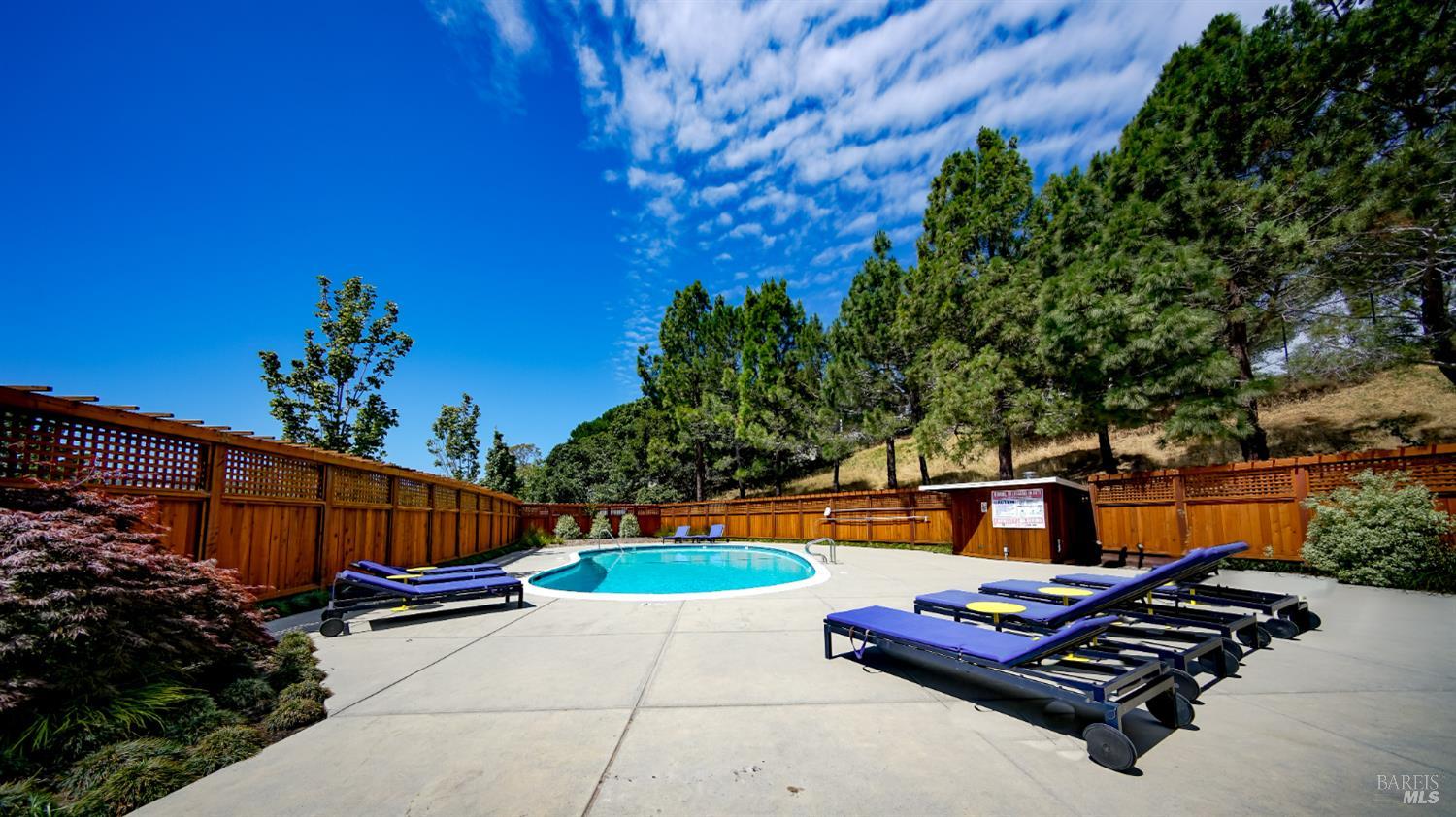 4221 Shelter Bay Ave