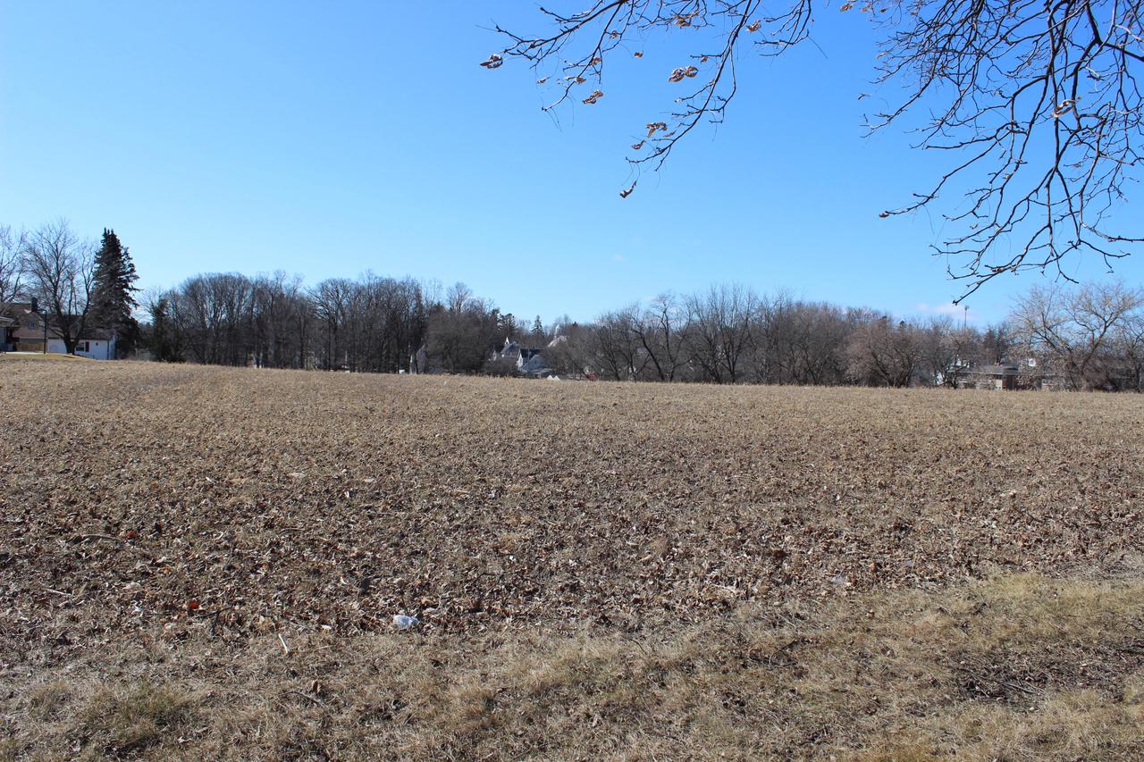 Lt1 SHEBOYGAN STREET