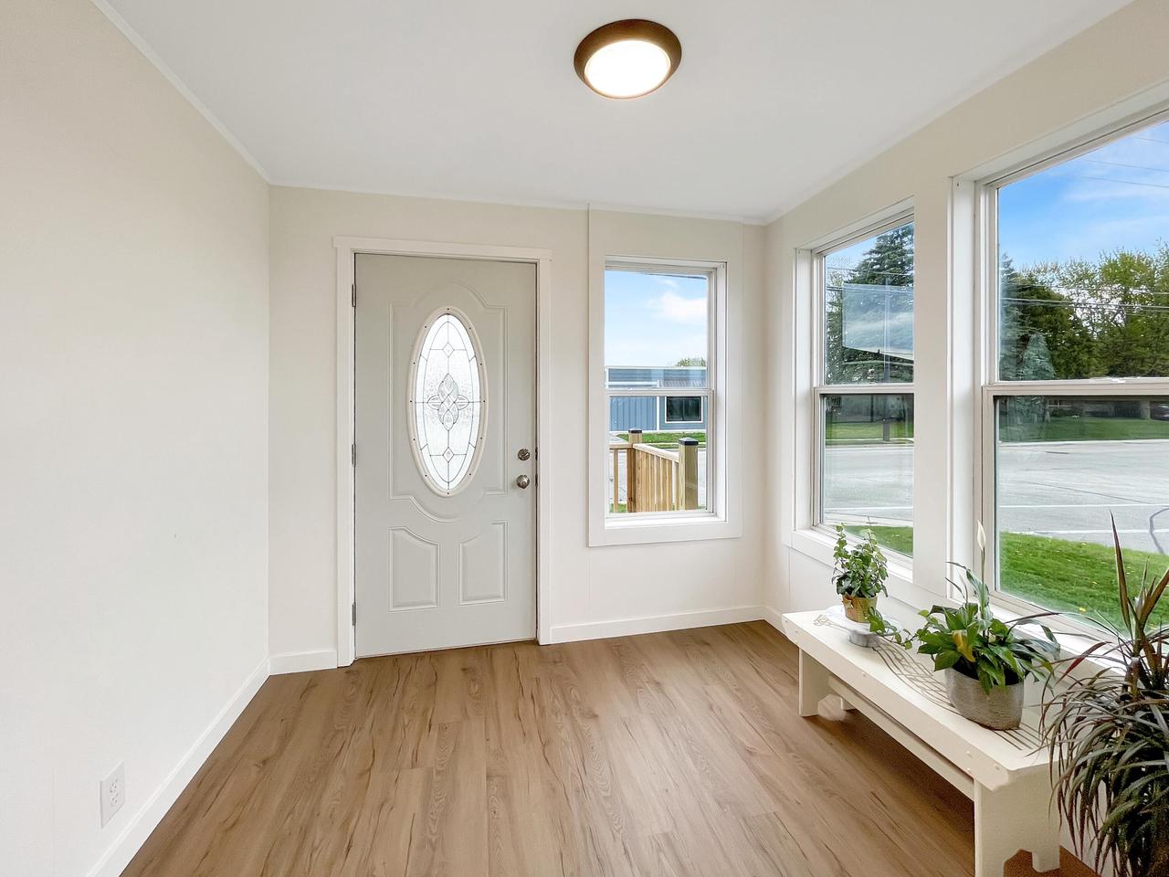 507 South Fond Du Lac AVENUE