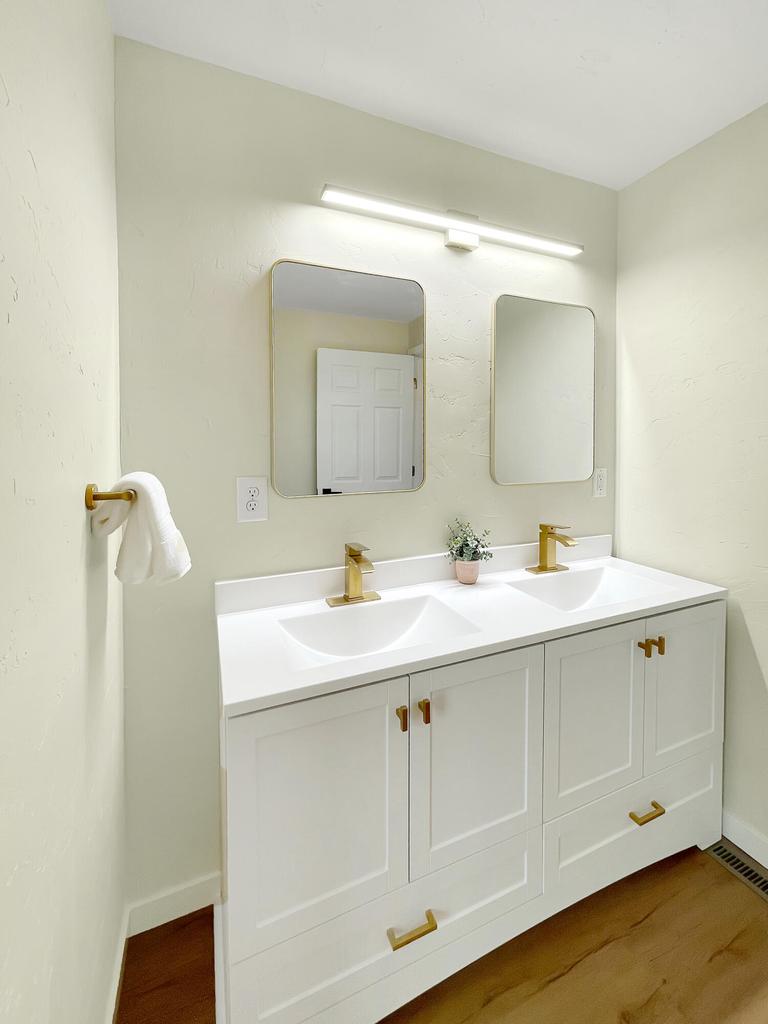 507 South Fond Du Lac AVENUE