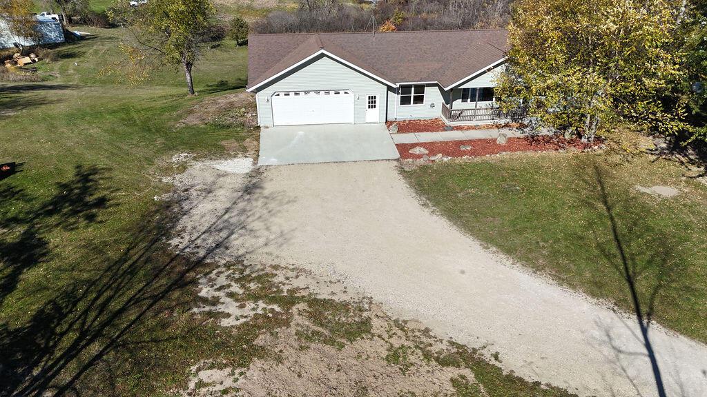 W1945 Woodland DRIVE