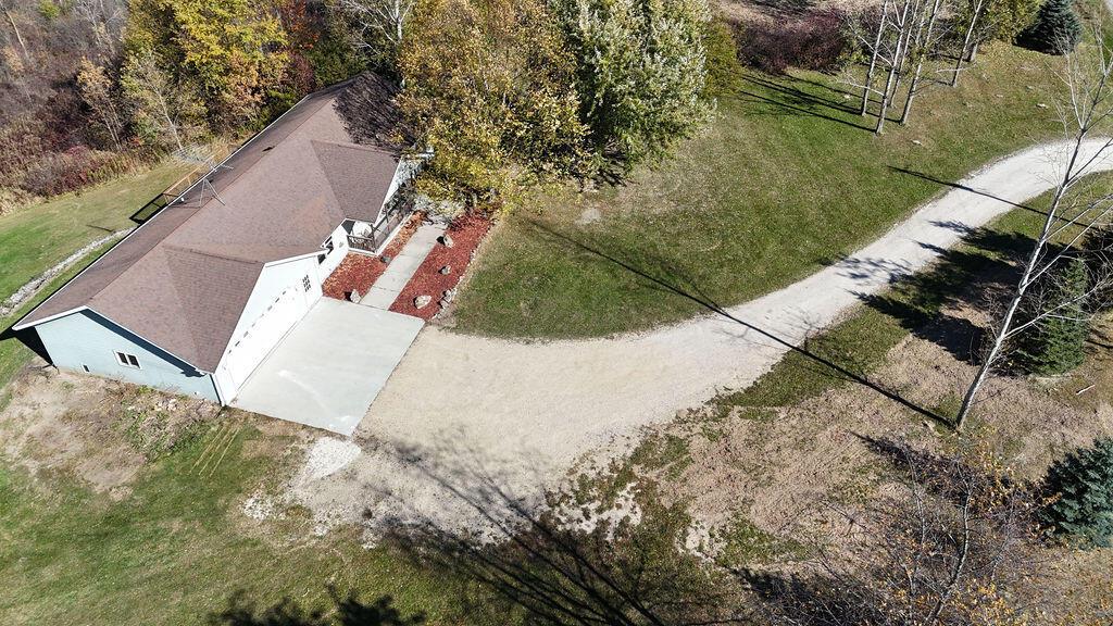 W1945 Woodland DRIVE