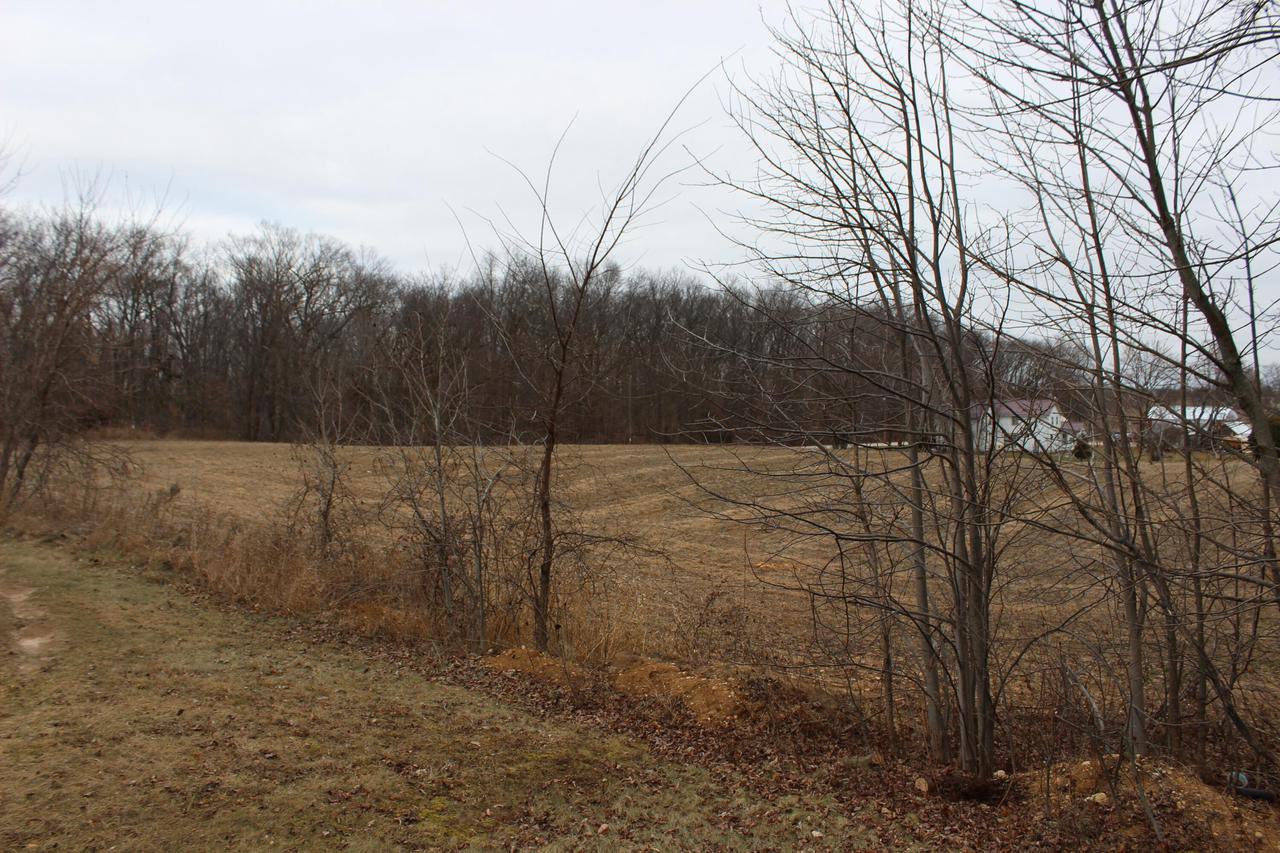 W1874 Woodland DRIVE