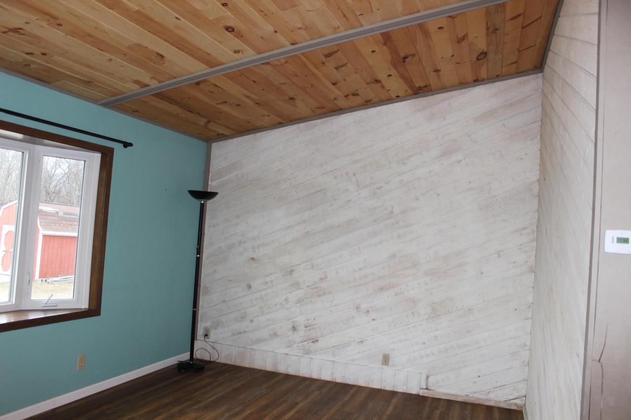 W1874 Woodland DRIVE