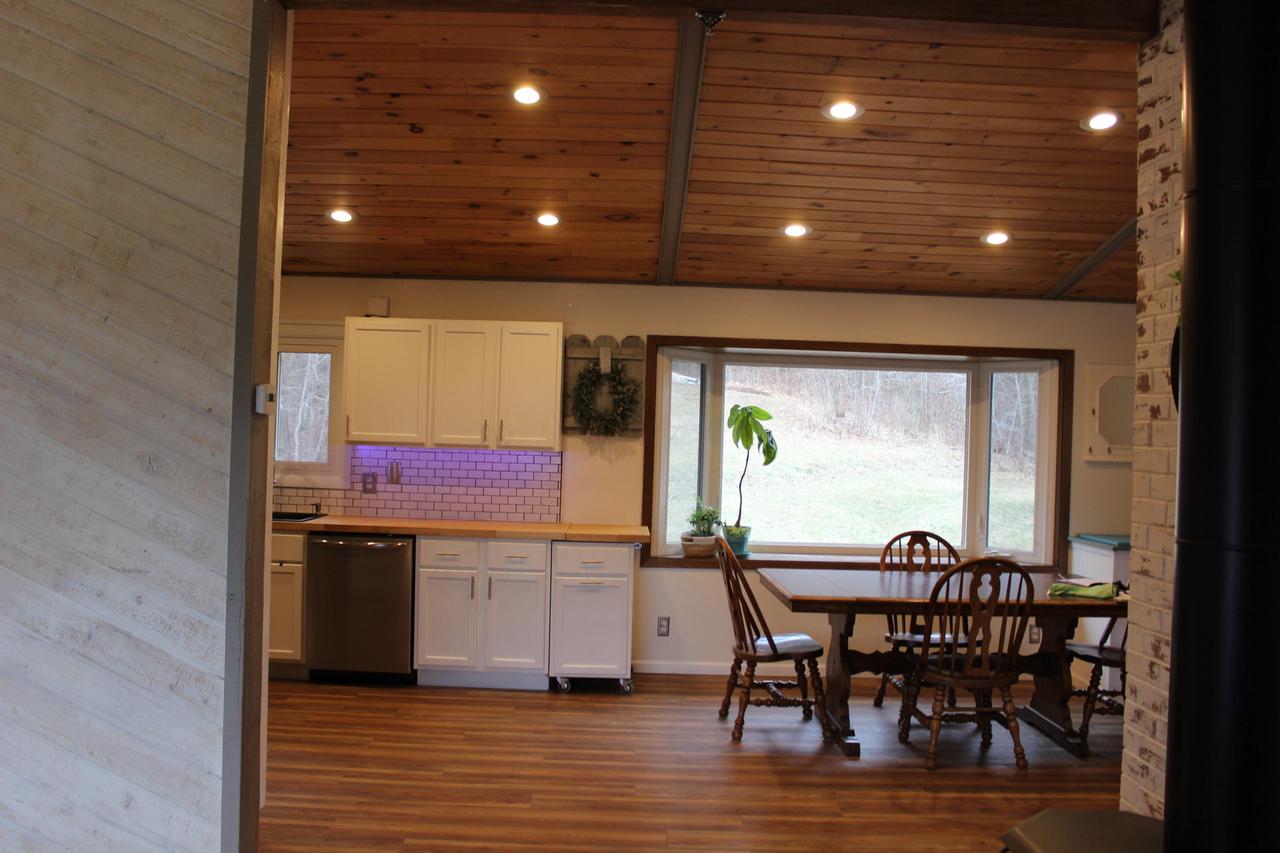 W1874 Woodland DRIVE