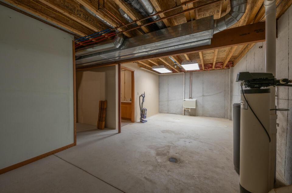 251 North Baumann STREET