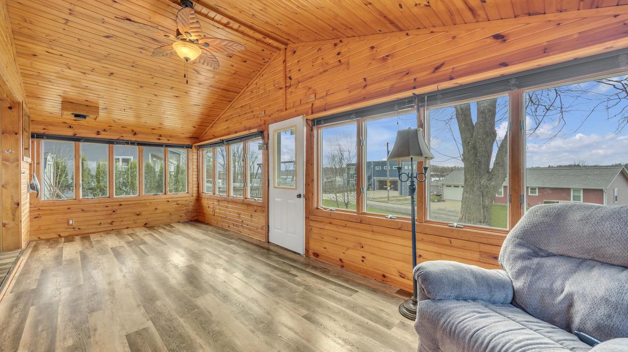 W154 Highland AVENUE