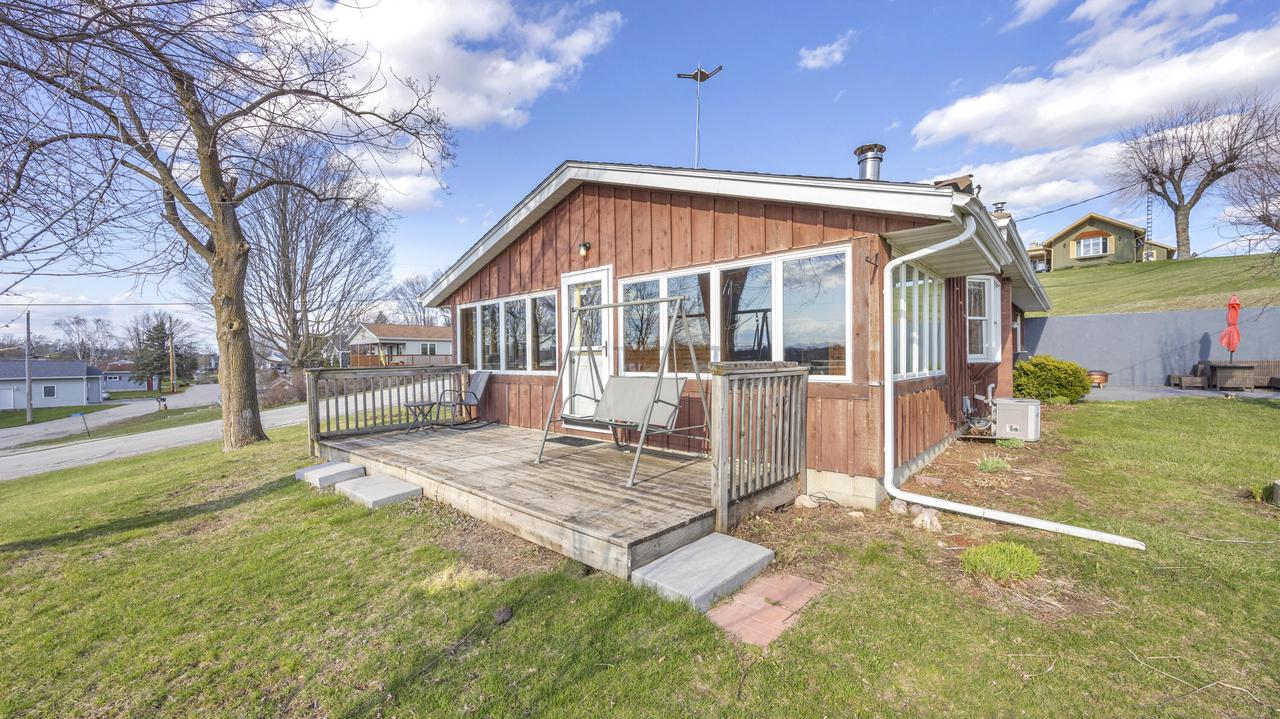 W154 Highland AVENUE