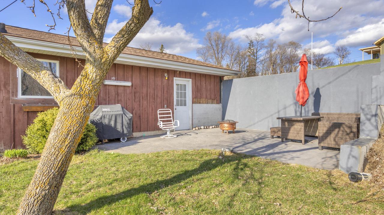 W154 Highland AVENUE