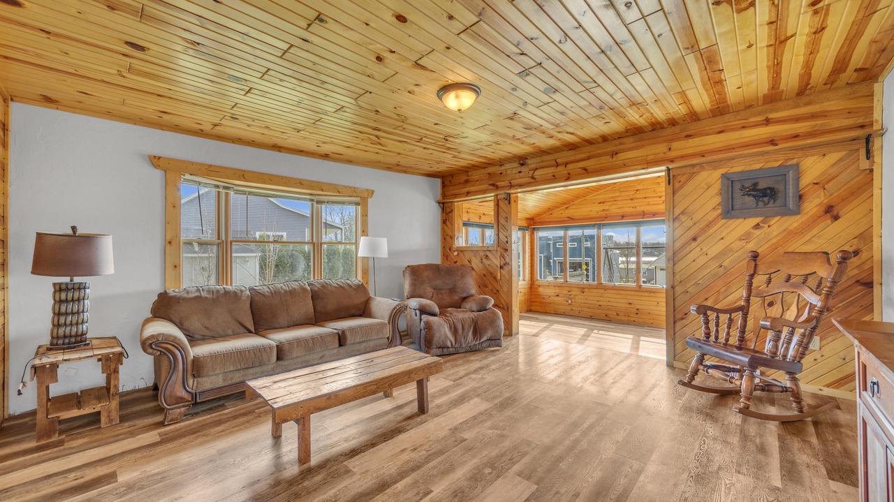 W154 Highland AVENUE