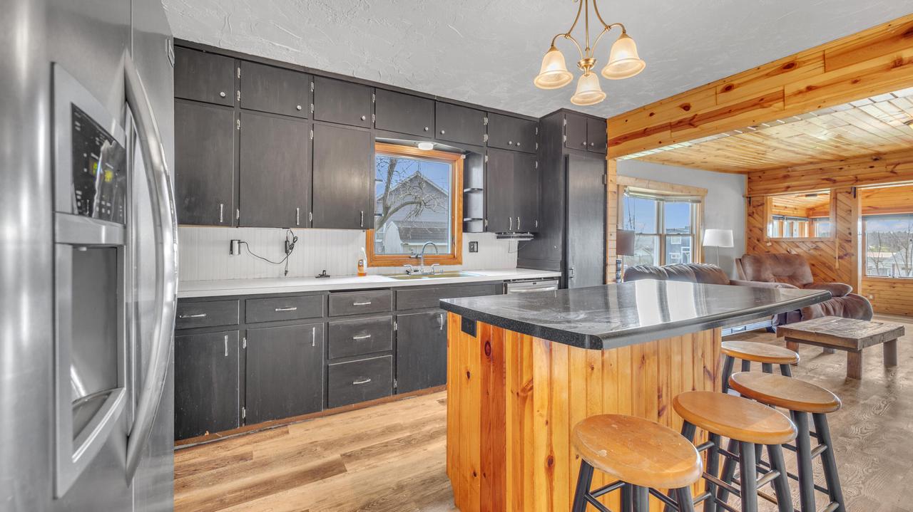 W154 Highland AVENUE