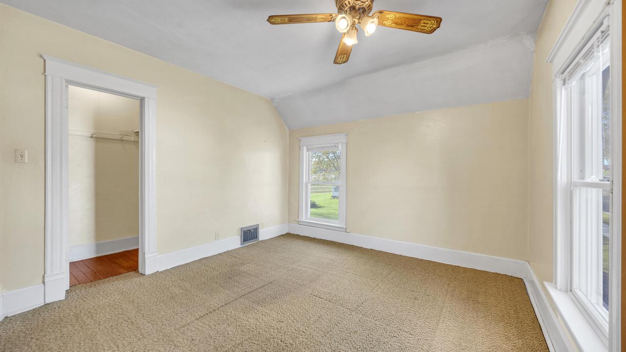 127 North Elm STREET