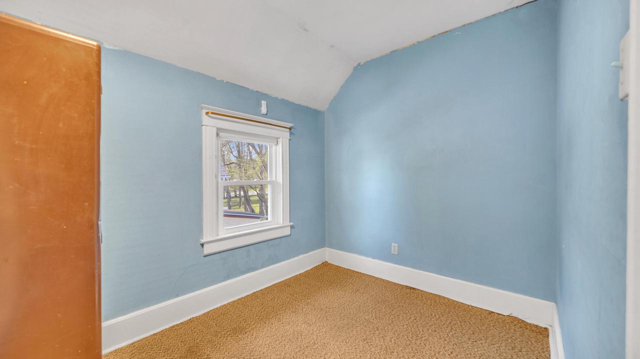 127 North Elm STREET