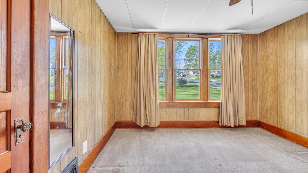 127 North Elm STREET