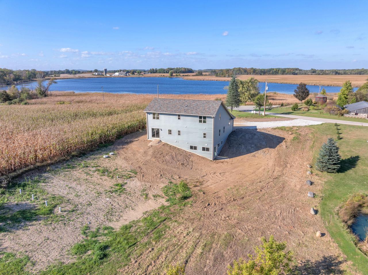 W1298 Floral Park LANE