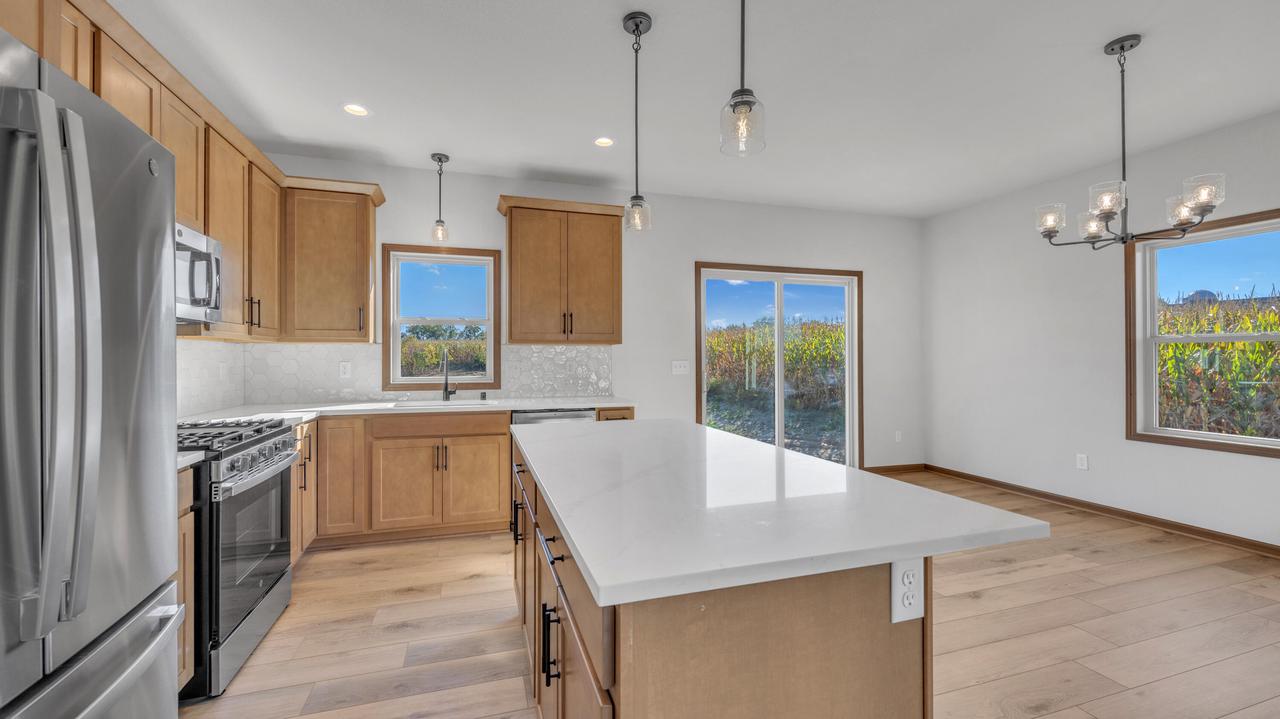 W1298 Floral Park LANE