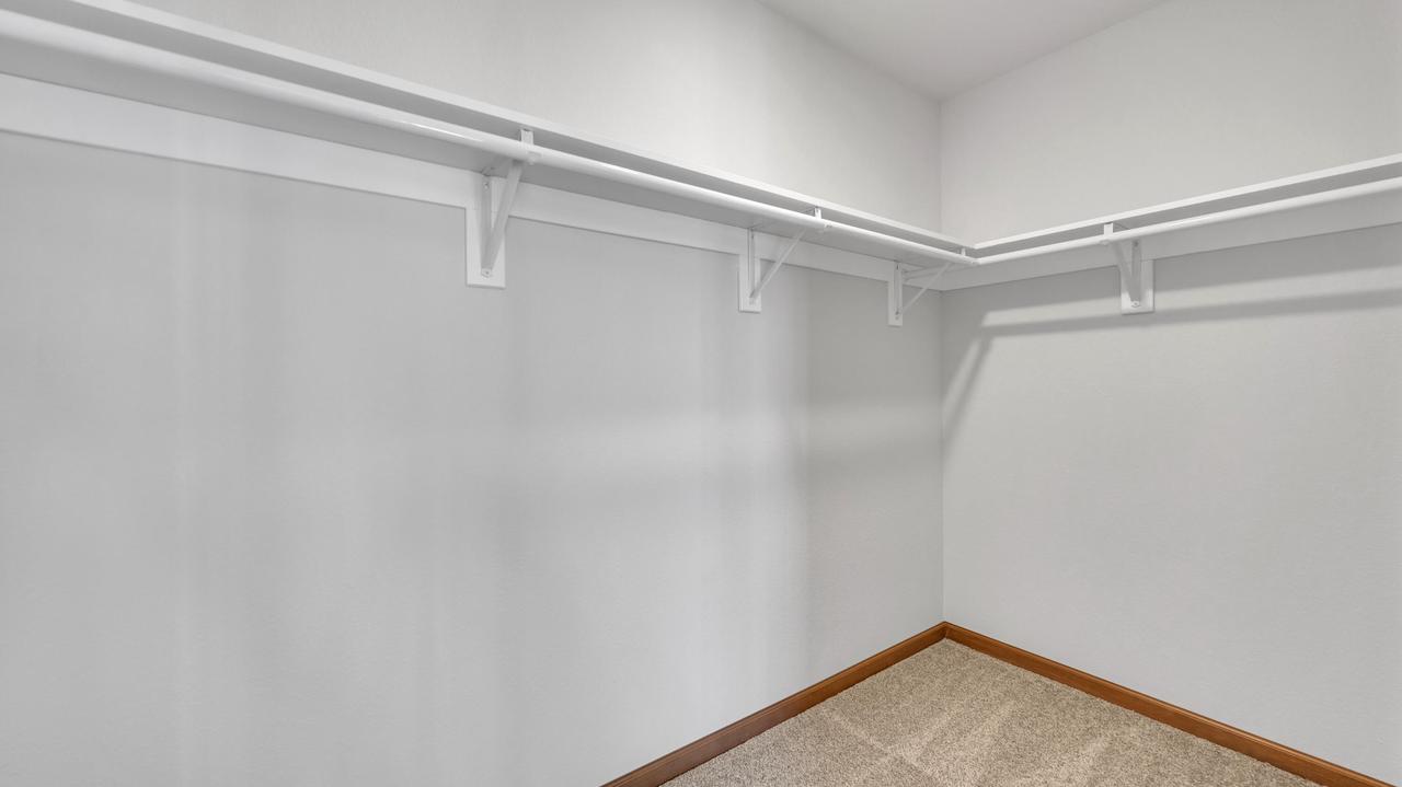 W1298 Floral Park LANE