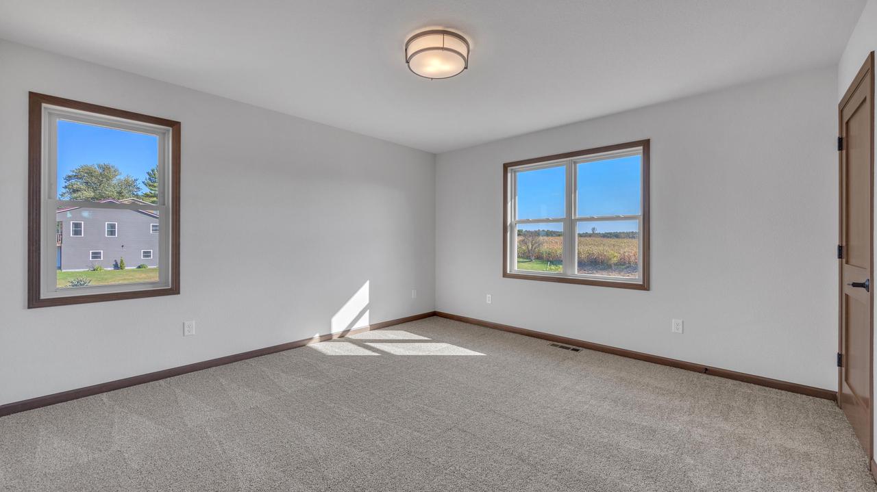 W1298 Floral Park LANE