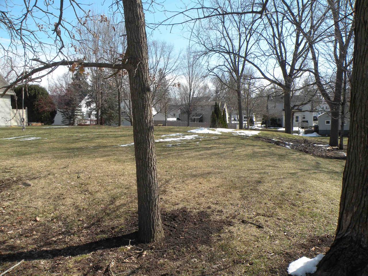 811 South Grove Street