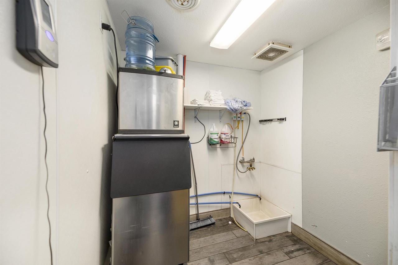 800 West Fond du Lac Street