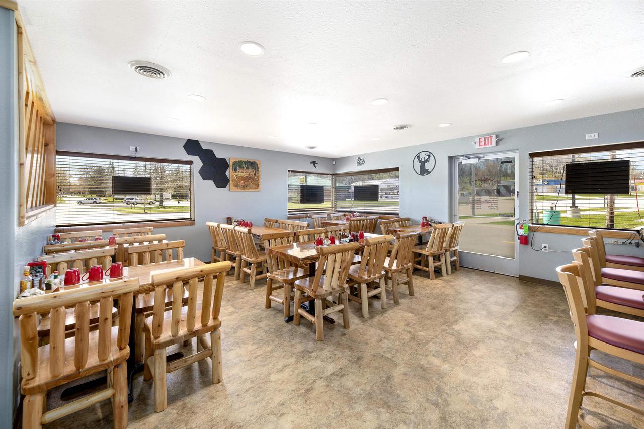 800 West Fond du Lac Street