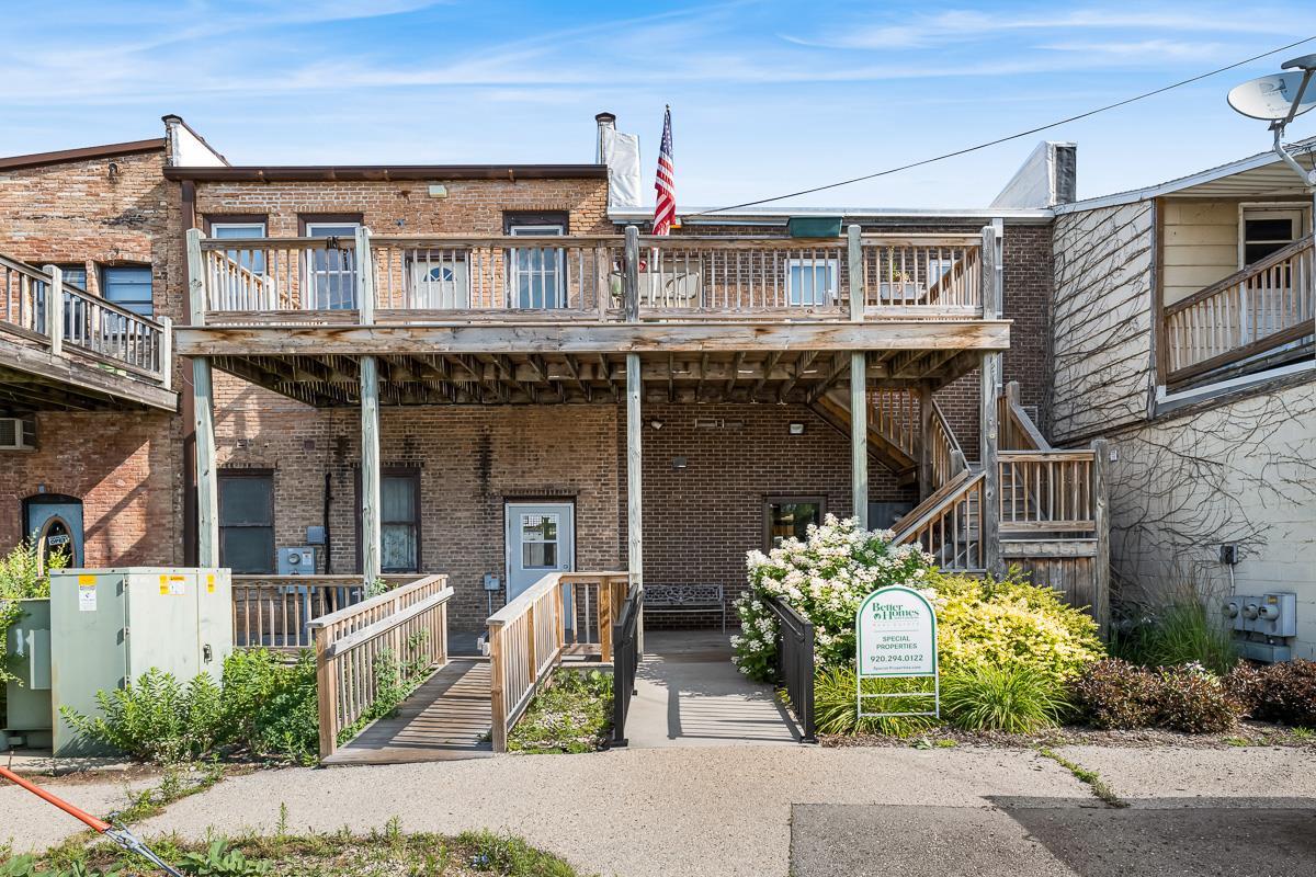 164 West Huron Street