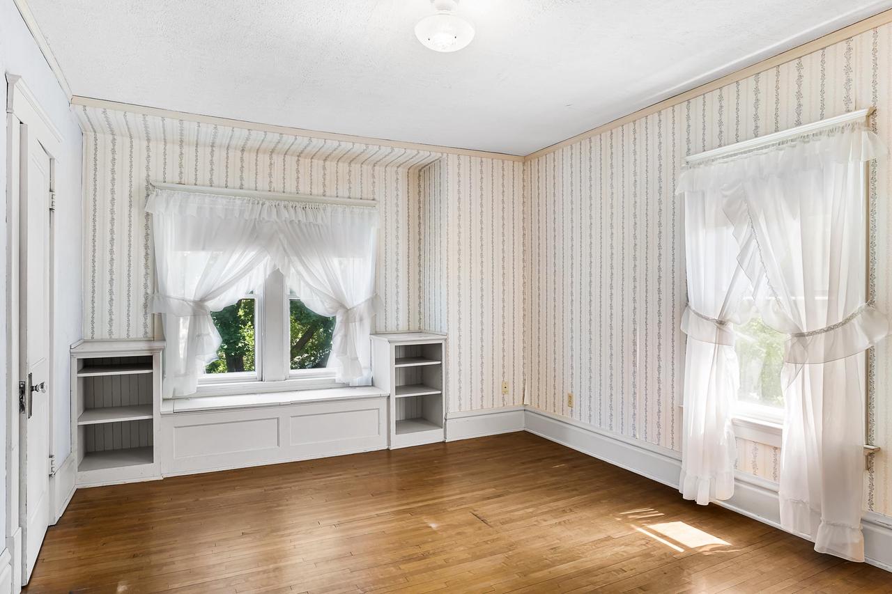 317 West Thorne Street